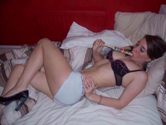 ADICTA PERO QUE MUY ADICTA AL SEXO QUIERO UN POCO DE JUERGA