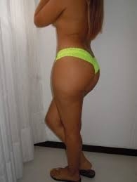 SUSURRAME TUS FANTASIAS.QUIERO SER TUYA