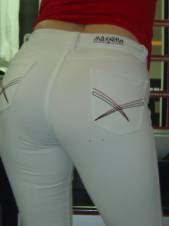 SOY  UNA  SEÑORA   BIEN  HOT TE GUSTARIA  CONOSERME  POR  CAM   RECARGAME