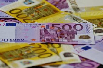 TRABAJO EN MALAGA! 8000€ /MES