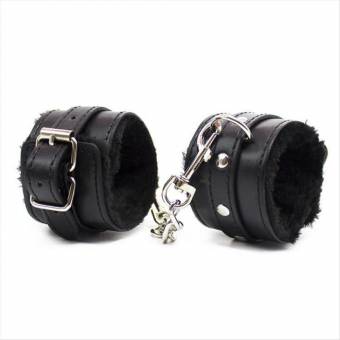 StillCool Adjustable Esposas con cuero y felpa,juguete sexual,disfraz de cosplay, SM Bondage. Envíos a Huelva
