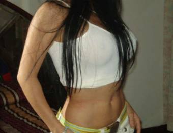 GUAPA CON BUENAS CURVAS Y BUENAS TETAS