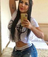 Que me metan un buen rabo y me bombeen sin descanso