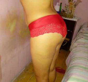 300 quiere salir de tu rutina y hacer gemir de placer una rica cuarentona cogelona