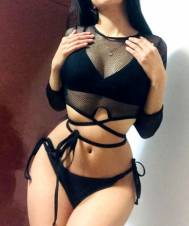 Hola soy Romina petite foranea amateur con ganas de sexo
