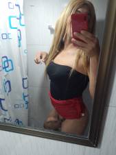 Tu chica sexy con gana de hacerlo rico