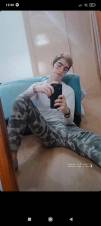 Follate a un chico joven