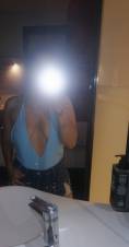 Hola amores soy nueva en la. Ciudad ando bien cachonda