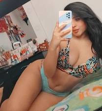 XPERTA EN MAMADAS MUY IMPLICADA FOTOS 10REALES