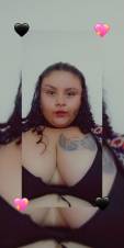 Gordita tetona talla plus cariñosa con cara tierna