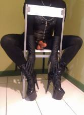 Mistress en costa rica femdom dominatrix