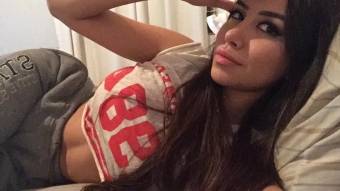 SOY UNA CHICA SÚPER CALIENTE AMOR