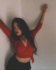 Soy flaca extrovertida súper descomplicada de mente abierta vendo mis foticos y videos y videollamadas para conocernos y hacer un encuentro real agrad