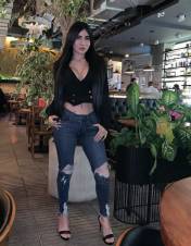 Soy super divertida ardiente y sarcástica