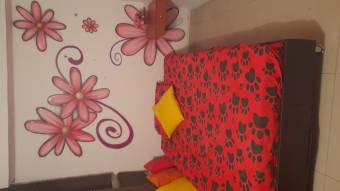 ARRIENDO DE HABITACIONES PARA CHICAS SCOREST