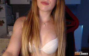 Cloe Valencia Cloe Valencia