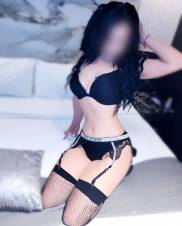 Soy una SEÑORITA muy JOVEN atractiva, FOGOSA y ATREVIDA