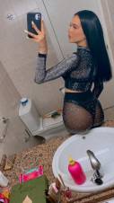 HOLA CARIÑO ME LLAMO MIA, SOY DIVERTIDA, ALEGRE, ME GUSTA COMPLACERTE Y VER EN TU CARA EL PLACER, QUE TAL SI EMPEZAMOS CON UN RICO MASAJE PARA CALENTA