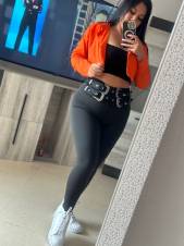 HOLA MIS AMORES MI NOMBRE, MIA  BELLA Y DE UN CARÁCTER SIN IGUAL, ESTOY  EN MI PISO PRIVADO ESPERANDO PARA PASAR UNAS HORAS DE MUCHO PLACER Y SATISFAC