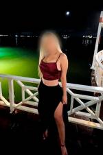 A los Caballeros que le gusten NALGONAS y RUBIAS
