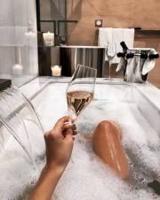 PLAZAS CON MAS TRABAJO DE BARCELONA SOMOS LA MEJOR AGENCIA DONDE PODRÁS TRABAJAR, TENEMOS MUCHÍSIMOS CLIENTES Y POCAS CHICAS, VEN Y GANA CON NOSOTROS