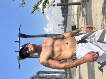 Max Brandon Escort VIP