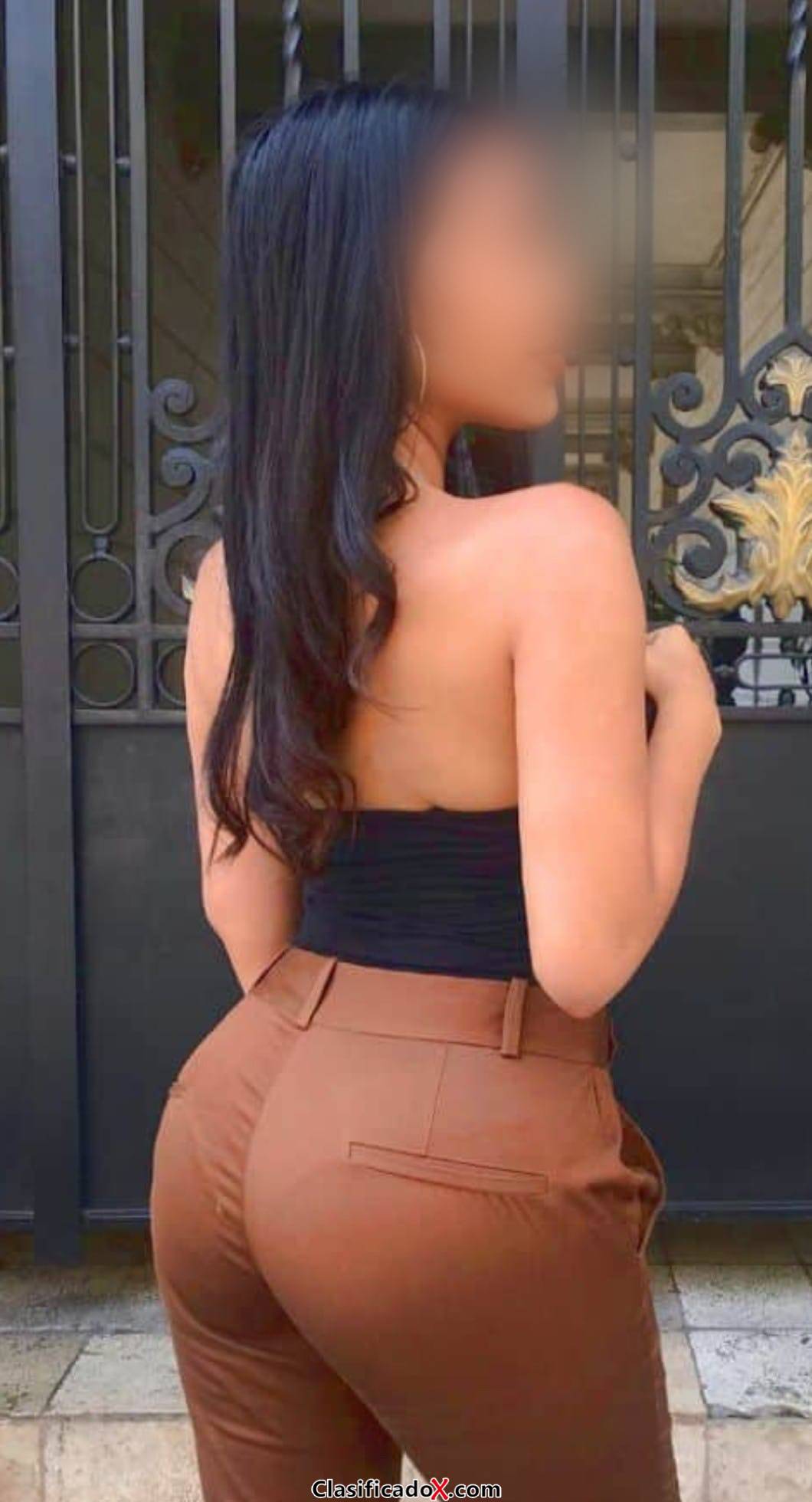 Hola, soy Aytana, una lumi que te ofrece 24 horas de puro placer. Soy muy apasionada y caliente y te ofrezco francés nat