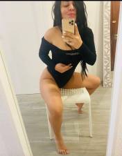 Muy adicta al placer latina ardiente