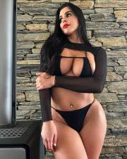 RICA COLOMBIANITA DE INFARTO PARA DARTE UN SERVICIO DE 10!