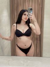 Soy la chica tierna que si tratas bonito se vuelve zorra