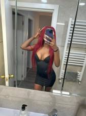 MORENA SENSUAL Y CALIENTE