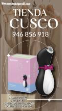 VIBRADOR SATISFYER MODELO PINGUINO NEGRO.  Vestido de gala con un elegante esmoquin, combina la revolucionaria tecnología  de Satisfyer con un diseño