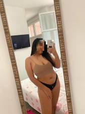 Latina ninfómana con ganas de Follar