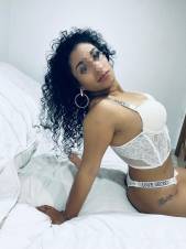 DANIELA  MASAJISTA EXPERTA Y GUAPA EN MARBELLA