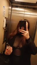 PLAZA DISPONIBLE SOLAMENTE PARA CHICAS DE MENTE ABIERTA Y BUEN ROLLO QUE QUIERAN GANAR MUCHO DINERO, QUE SEPAN TRABAJAR CON CLIENTES DE MUCHAS HORAS,