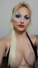 Fetiches reales ama lady Victoria