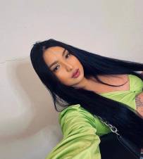 STEFANY DESEOSA DE COMPLACERTE Y HACERTE SOÑAR