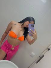 HOLA ME LLAMO CAMILA SOY UNA JOVEN VENEZOLANA CON MUCHAS GANAS DE CONOCER CABALLEROS SOLVENTES Y EDUCADOS SOY MUY CARIÑOSA Y ATENTA ME ENCUENTRO EN LA