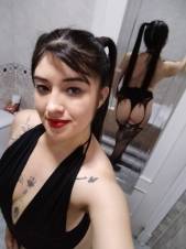 UNA DIABLITA PERVERSA PARA JUGAR CONTIGO