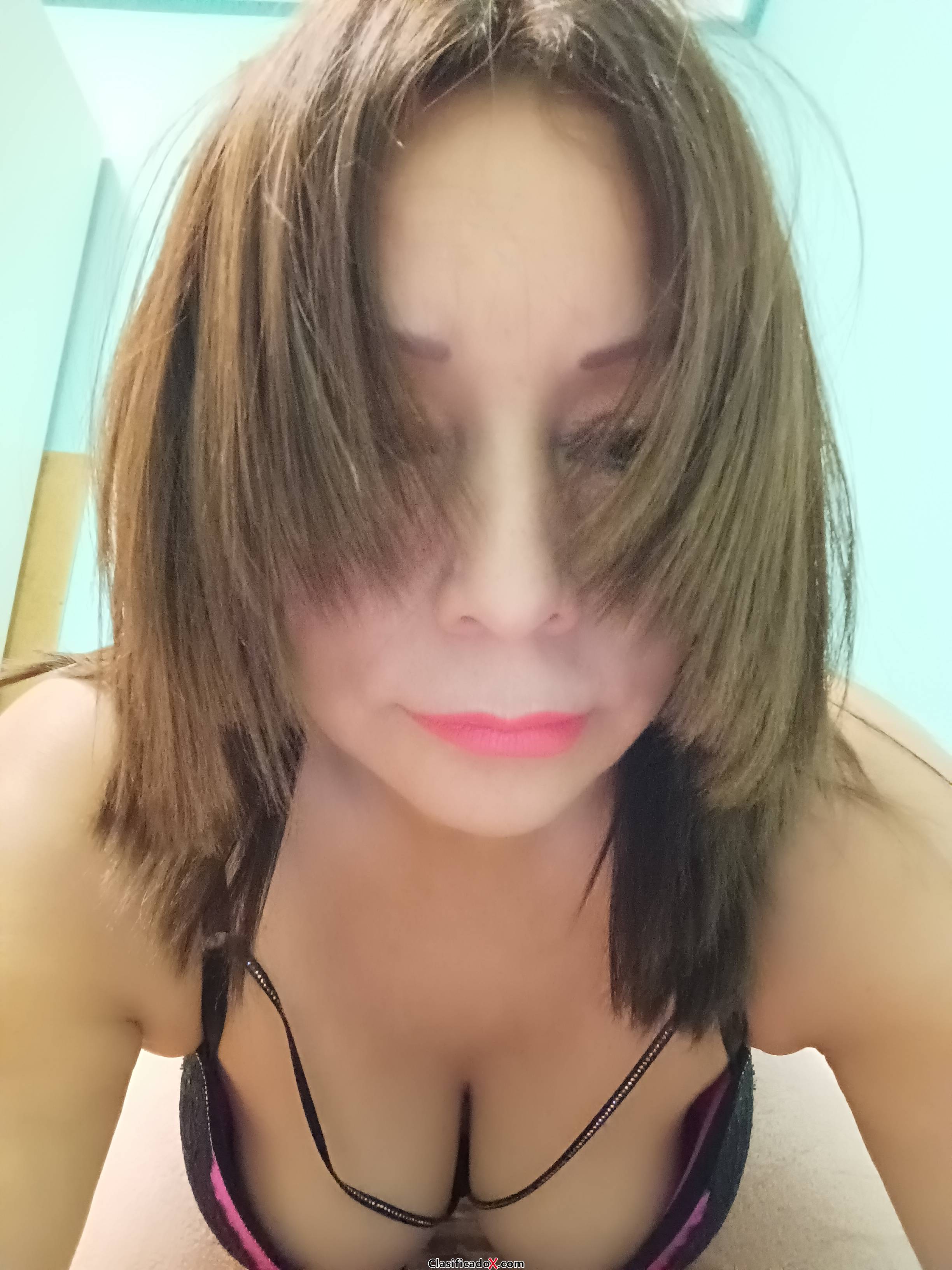 Mujer independiente para videollamada