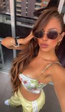 MODELITO TOP Y EN MIS TIEMPOS LIBRE PUTILLA