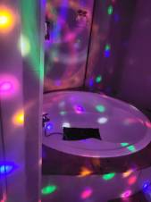 EN MATARO SE SOLICITAN CHICAS BIEN PRESENTADAS