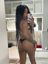 mi piel y mis ganas te harán vivir un encuentro ardiente, intenso y cargado de erotismo