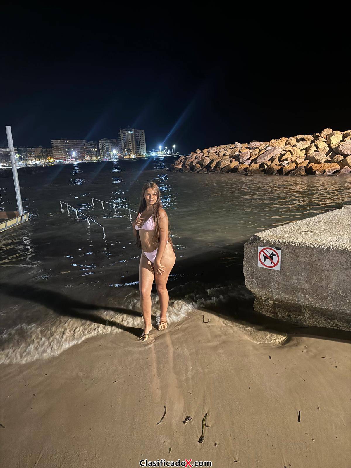 LUNA 20    Delgadita para todas las posecitas