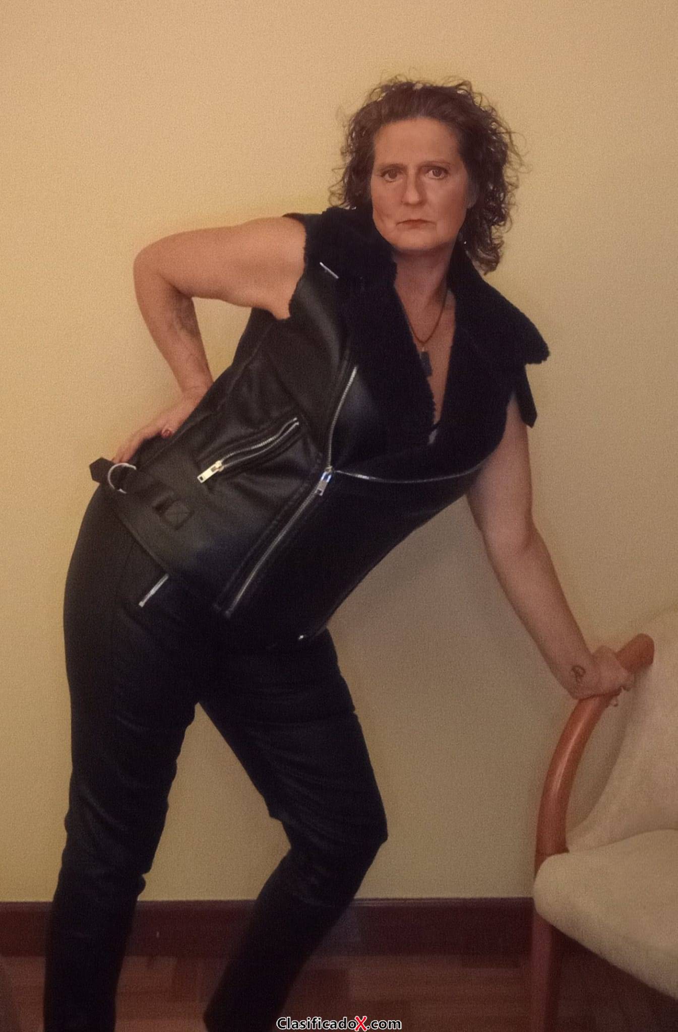 AMA VANESA GALLEGA BDSM  FETICHES SCAT LLUVIA DORADA JOI CORNUDO FEMINIZACIÓN