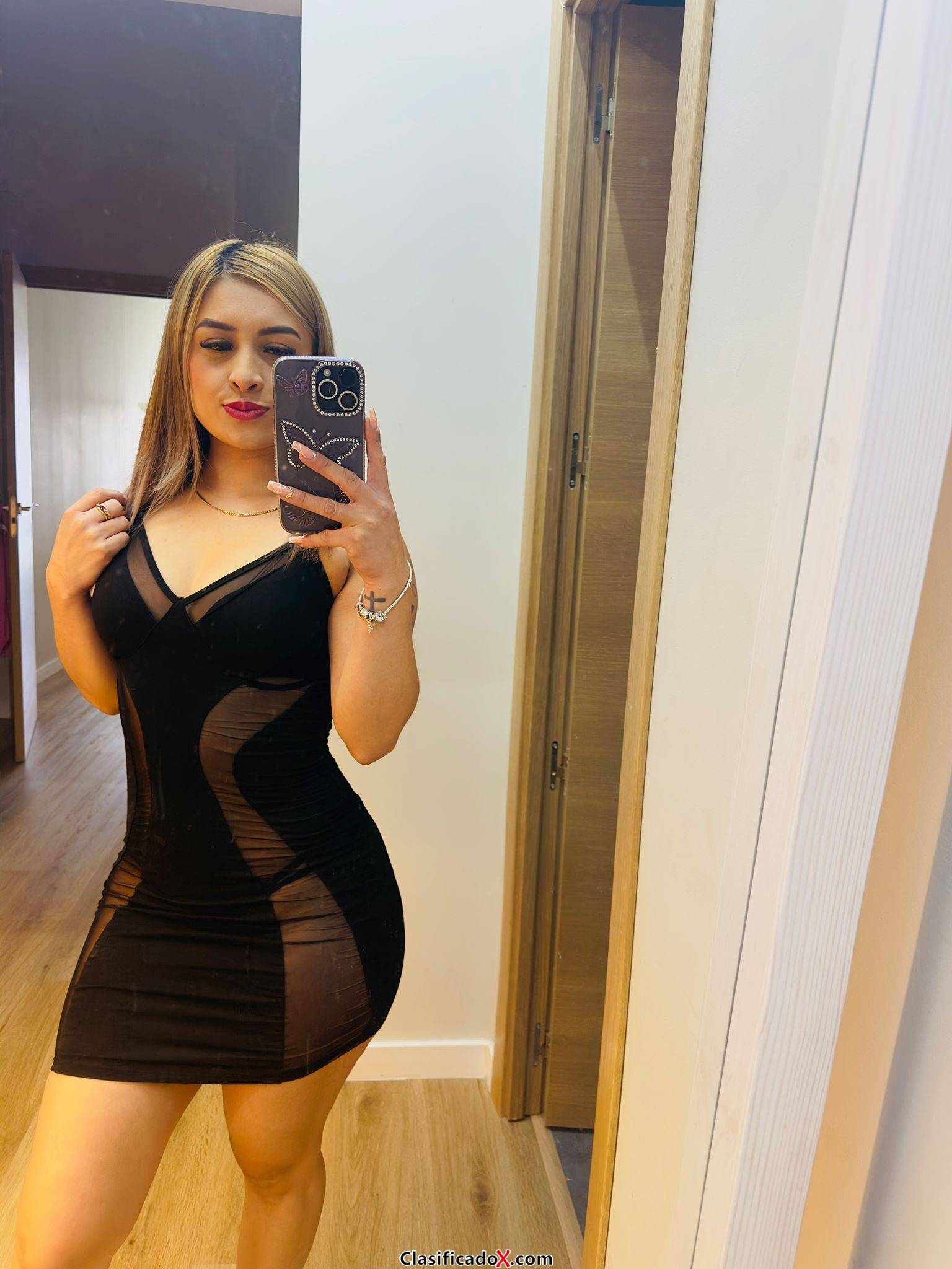 UNA CHICA DIVERTIDA MAS CARIÑOSA -