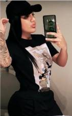 SOL, UNA ARDIENTE Y DIVERTIDA MUJER