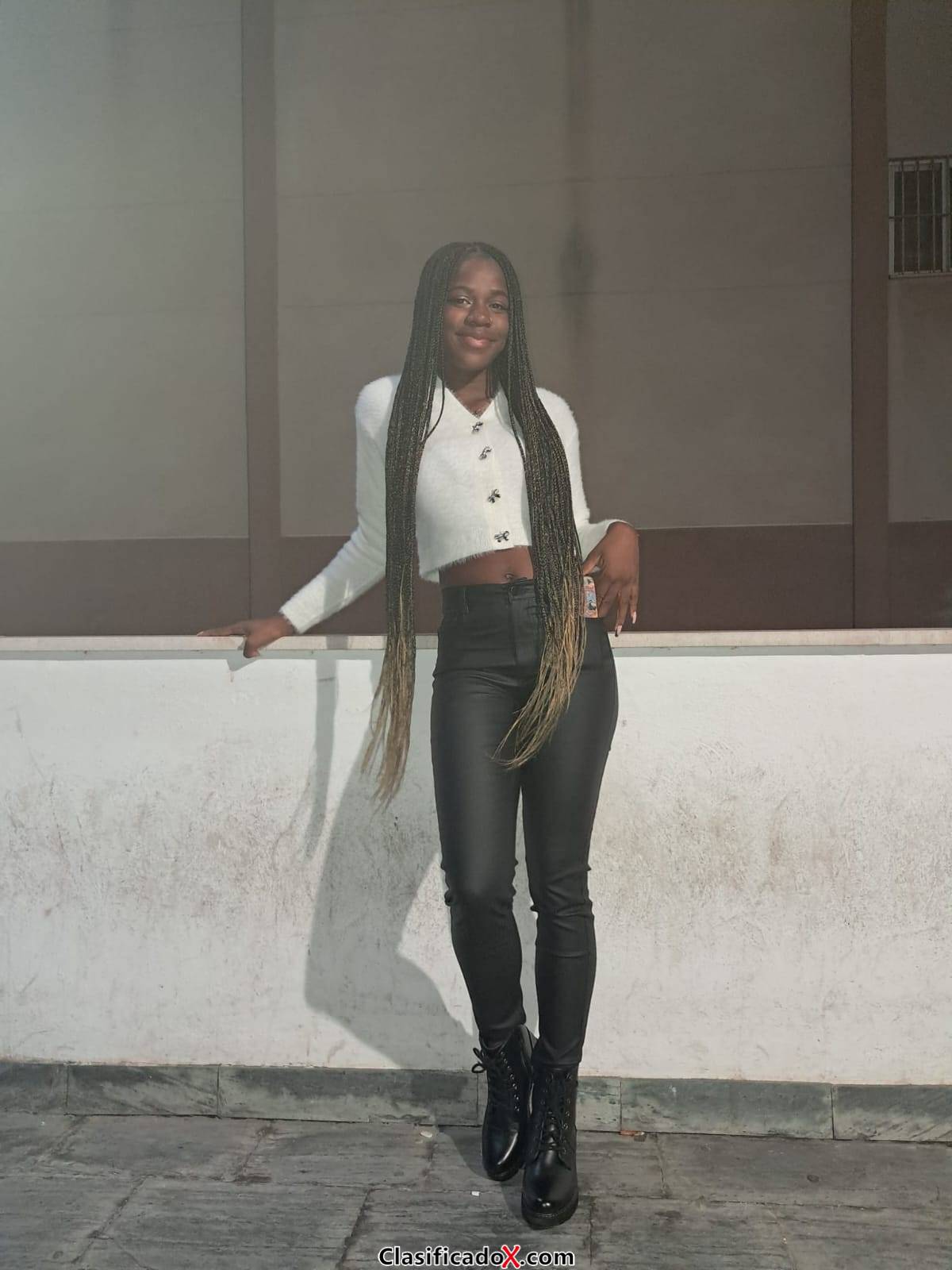 Alexa espectacular Latina VIP esperando por ti llámame