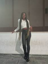 Alexa espectacular Latina VIP esperando por ti llámame