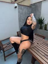 Hay algo en tu energía que parece envolverlo todo.